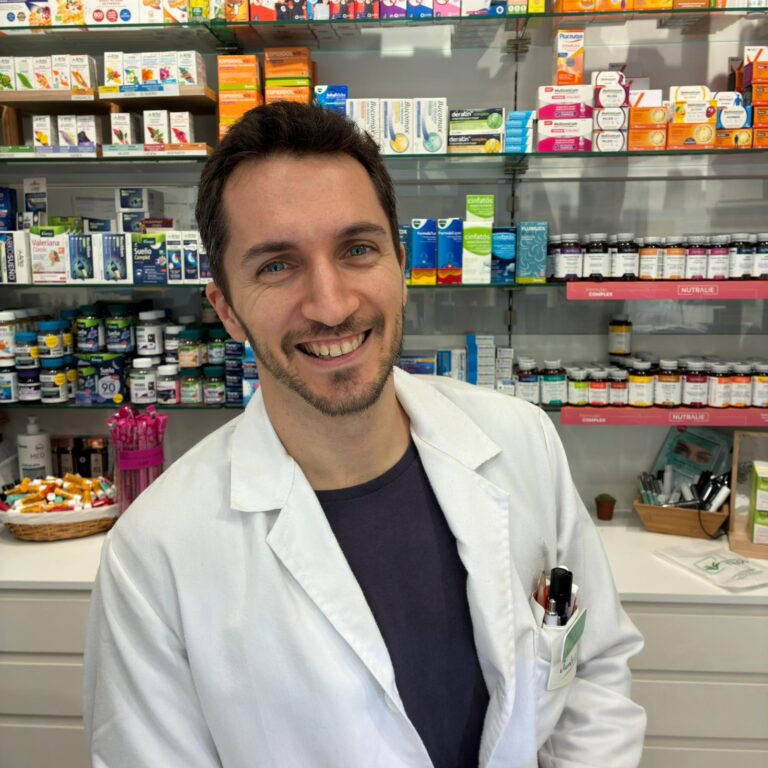 Inicio 2 Boris Battikhi Vilar, farmacéutico titular de Farmacia Tilos